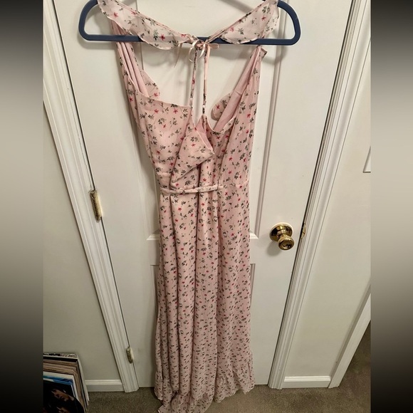 Wayf High Low Sundress with V-Neck and Slit - Picture 3 of 4